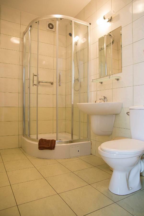 Sanatorium Uzdrowiskowe Lacznosc Hotel Ciechocinek Ngoại thất bức ảnh